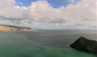 photo of Manukau Harbour entrance including the bar