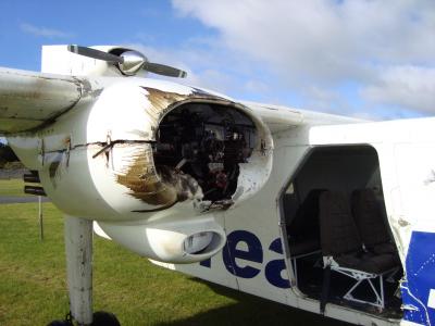 Damaged propeller assembly of ZK-LOU. Credit TAIC.