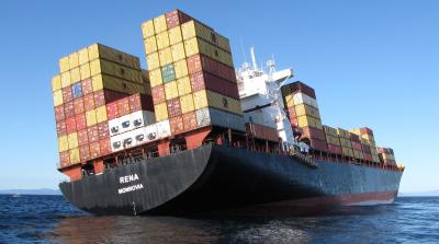 MV Rena aground off Tauranga